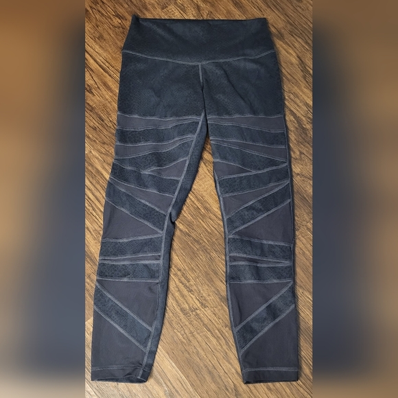 Lululemon High Times Pant Tech Mesh Desert Snake Deep Coal Black Size Sm… - Picture 1 of 5